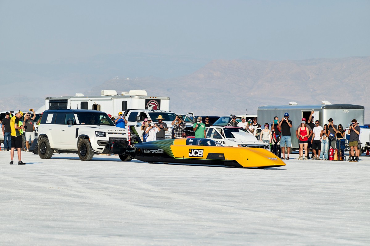 JCB Hydromax Sets 368mph Record Ahead of FIA Hydrogen World Record Bid