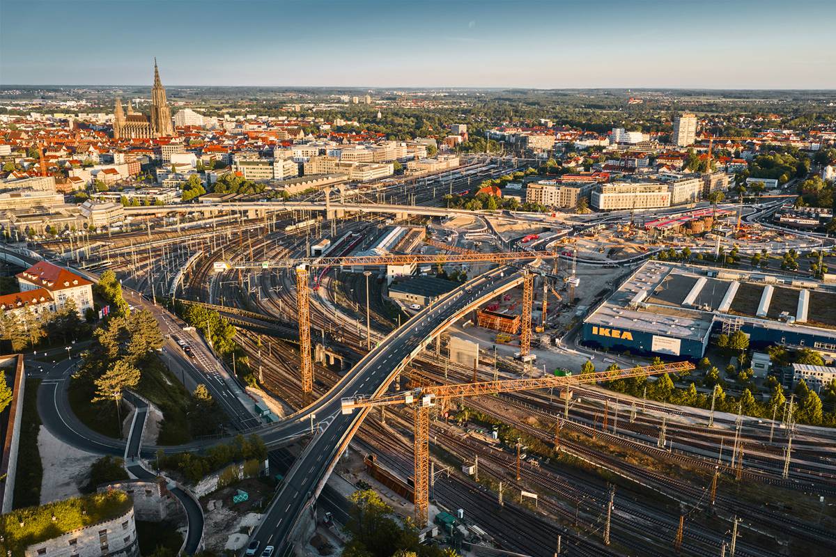 Seven Liebherr Cranes Coordinate Ulm’s B10 Bridge Reconstruction