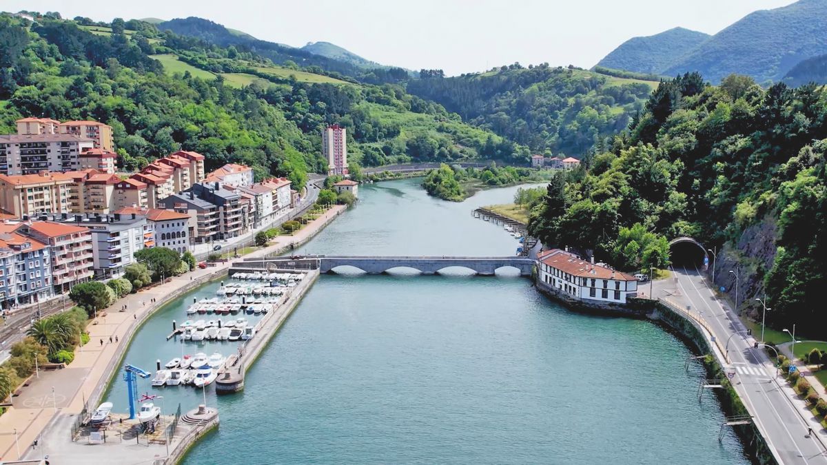 The Deba Bridge and the Quiet Rise of Ephemeral Engineering in Europe