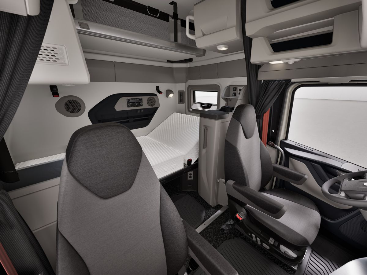 Volvo VNX Brings Heavy-Haul Capability to North America's Construction Fleets