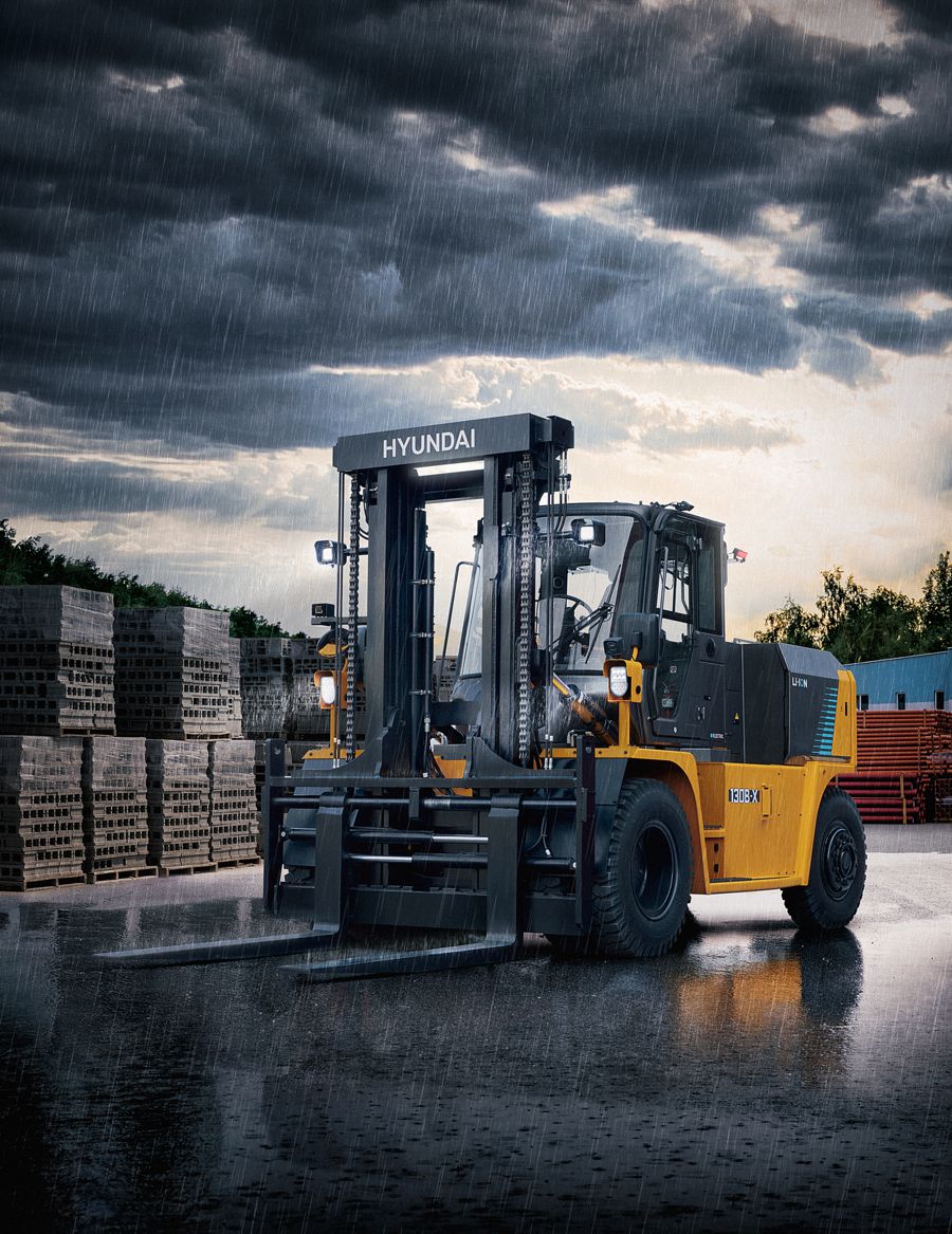 High Voltage Takes Hyundai Electric Forklifts to 18 Tonnes