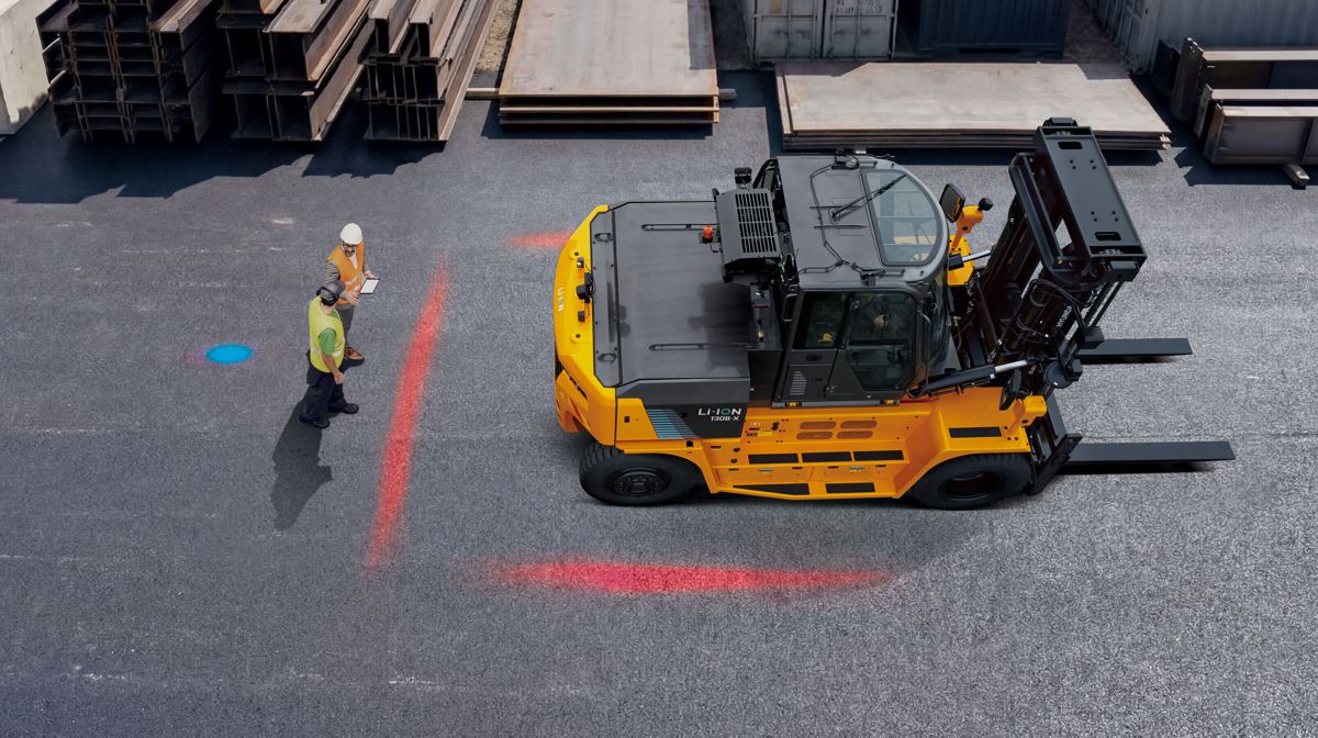High Voltage Takes Hyundai Electric Forklifts to 18 Tonnes